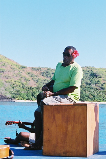 Ukelele player